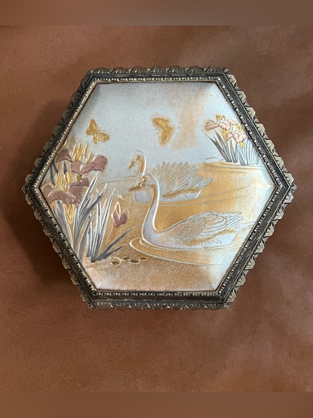 VTG Sankyo Japan music box Art of Chokin metal music trinket box swans 70’s 80’s